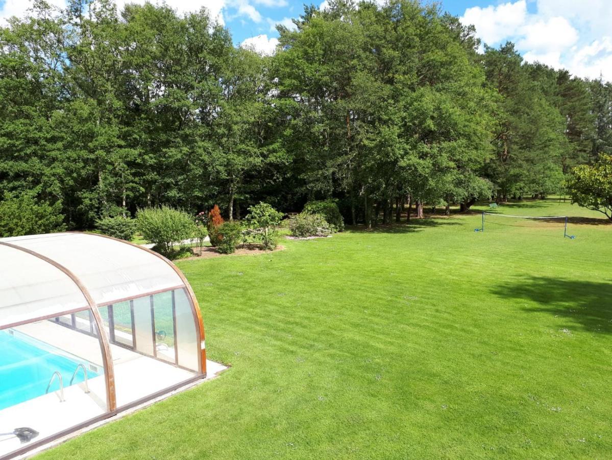 مبيت وإفطار Lassay-sur-Croisne Domaine Providence المظهر الخارجي الصورة
