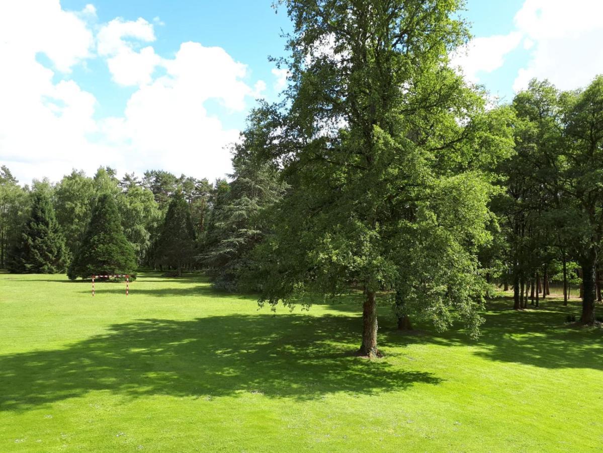 مبيت وإفطار Lassay-sur-Croisne Domaine Providence المظهر الخارجي الصورة
